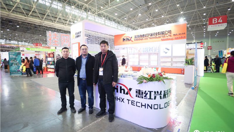 化妆品礼品盒包装设计：如何打造品牌形象的关键一环